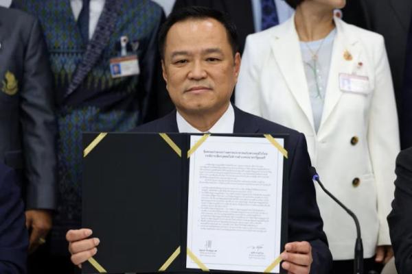 Anutin Charnvirakul, pemimpin Partai Bhumjaithai dan calon perdana menteri, di Bangkok, Thailand, 3 September 2025. REUTERS 