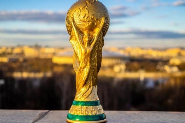 Trofi Piala Dunia (Gebrak) 