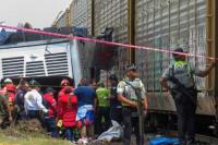 Sepuluh Orang Tewas dan 61 Terluka Usai Kereta Meksiko Tabrak Bus Tingkat