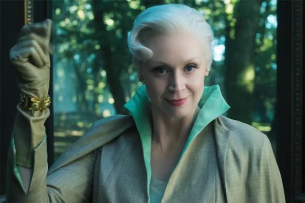 Wednesday Season 2 Part 2 Episode 5 berjudul `Hyde and Woe Seek` yang dibintangi Gwendoline Christie. (FOTO: NETFLIX) 