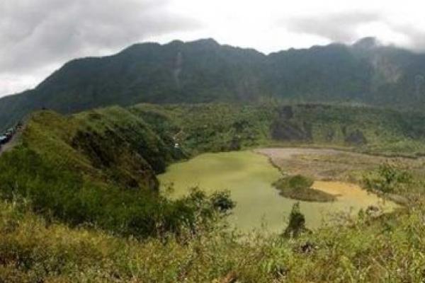 Ilustrasi - gunung Galunggung (Foto: Kompas) 