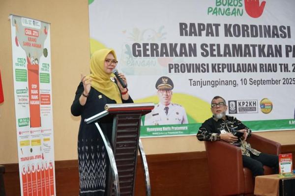 Direktur Kewaspadaan Pangan NFA, Nita Yulianis dalam Rapat Koordinasi Gerakan Selamatkan Pangan di Tanjung Pinang, Kepulauan Riau, Rabu (10/9/2025).(foto:NFA) 