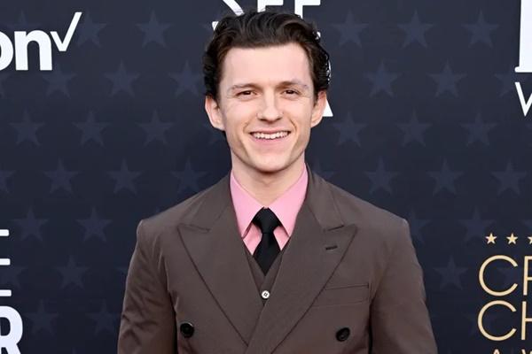 Tom Holland Buka Suara Setelah Alami Gegar Otak di Lokasi Syuting Spider-Man: Brand New Day. (FOTO: GETTY IMAGE) 
