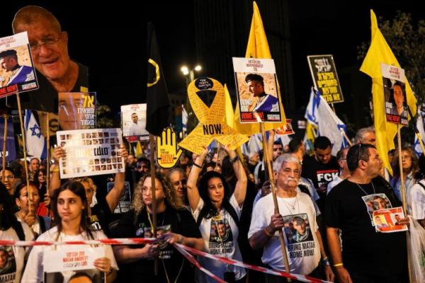 Para demonstran Israel berpartisipasi dalam aksi unjuk rasa menuntut pembebasan segera para sandera dan diakhirinya perang di Gaza, di Yerusalem, 6 September 2025. REUTERS 