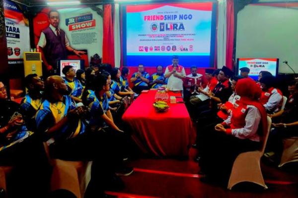 Kerjasama antikorupsi antara LSM LIRA dengan Majelis Belia Malaysia. Foto: lira/katakini  