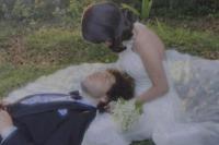 Menikah dengan Benny Blanco, Selena Gomez Pakai Gaun Pengantin Romantis Ralph Lauren