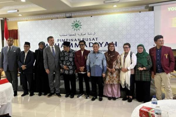 Wakil Menteri Luar Negeri (Wamenlu) RI Anis Matta di forum Youth Diplomacy: Muhammadiyah Diplomats as Catalyst of Global Change, yang digelar Ikatan Mahasiswa Muhammadiyah (IMM), di Jakarta, Jumat (26/9/2025). Foto: dok. katakini 