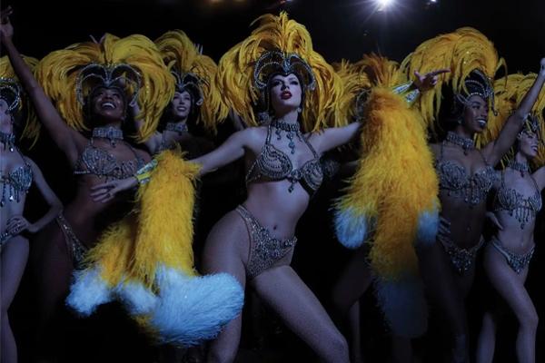 Inilah Inspirasi dan Makna di Balik Lagu-lagu Taylor Swift di Album The Life of a Showgirl. (FOTO 