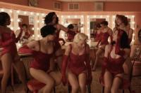 `Sosok` Travis Kelce Bertebaran di Video Musik The Fate of Ophelia Karya Taylor Swift