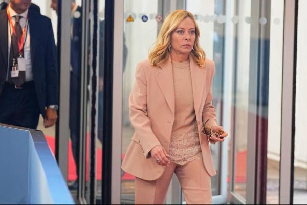 Perdana Menteri Italia Giorgia Meloni tiba pada hari KTT Komunitas Politik Eropa di Kopenhagen, Denmark, 2 Oktober 2025. Foto via REUTERS 