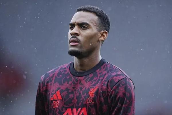 Gelandang Liverpool, Ryan Gravenberch (Foto: Sports Mole) 