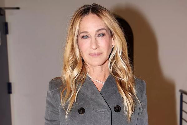 Sarah Jessica Parker Ungkap Saat Ini Pria tak Membaca Buku Lagi. (FOTO: GETTY IMAGE) 