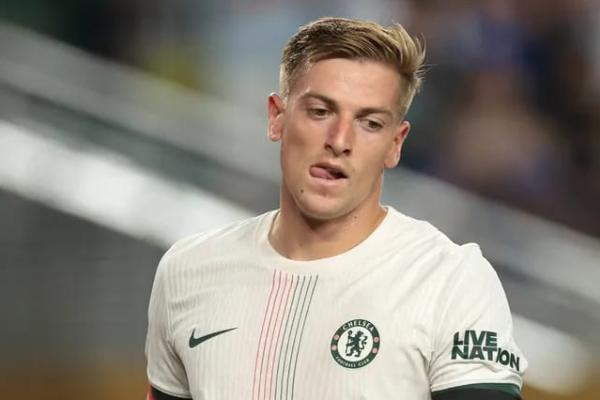 Penyerang Chelsea, Liam Delap (Foto: Sports Mole) 