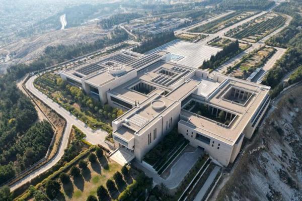 Pemandangan dari drone menunjukkan istana presiden, di Damaskus, Suriah, 14 Desember 2024. REUTERS 