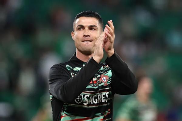 Penyerang bintang Portugal dan Al Nassr Cristiano Ronaldo mengatakan pensiun tidak lama lagi. (FOTO: GETTY IMAGE) 