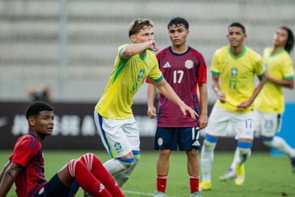 Indonesia Vs Brasil dalam pertandingan Piala Dunia U17. Foto: juara.net 