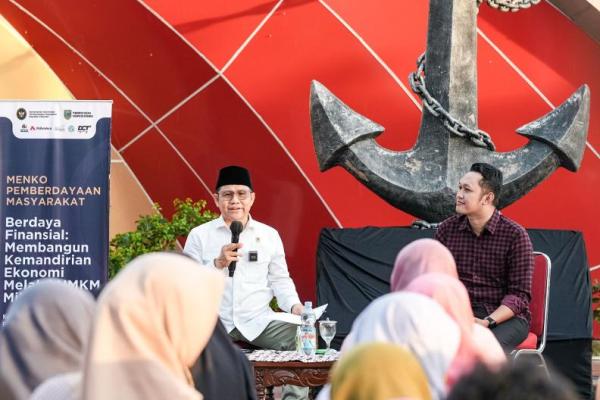 Menko PM Abdul Muhaimin Iskandar dalam acara `Berdaya Finansial: Membangun Kemandirian Ekonomi Melalui UMKM,` di Kebumen (Foto: Kemenko PM) 