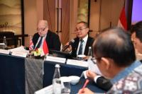 Diksi PKPLK, Tatang Muttaqin dalam pertemuan Kelompok Kerja Bersama (Joint Working Group Meeting/JWG) antara Pemerintah Indonesia dan Pemerintah Inggris (United Kingdom/UK) di Jakarta, Selasa (Foto: Ist/Kemendikdasmen)