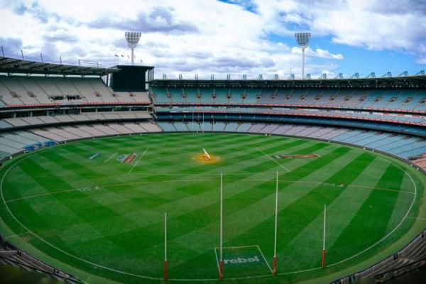 Melbourne Cricket Ground, salah satu stadion terbesar di dunia (Foto: Unsplash/Tyson Bennett) 