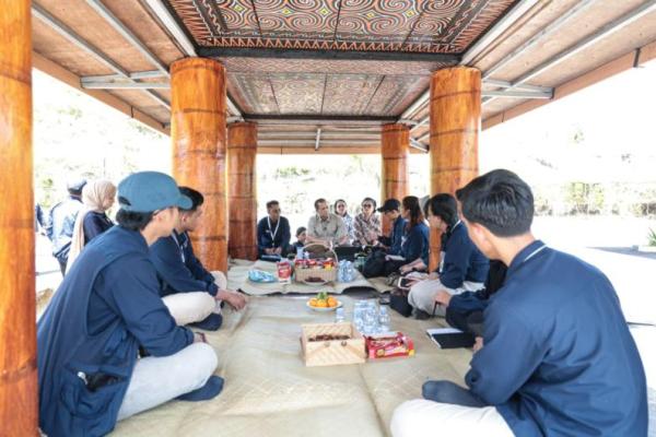 Menteri Transmigrasi (Mentrans) M.Iftitah Sulaiman Suryanagara saat berkunjung ke Kabupaten Tana Toraja, Sulawesi Utara (Foto: Humas Kementrans) 