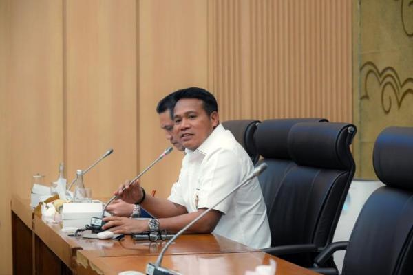 Anggota Komisi XII DPR RI dari Fraksi PKB, Syafruddin saat Rapat Kerja Komisi XII dengan Menteri Lingkungan Hidup di Gedung Nusantara I, DPR RI, Senayan, Jakarta, Rabu (Foto: DPR/Mentari/rni) 