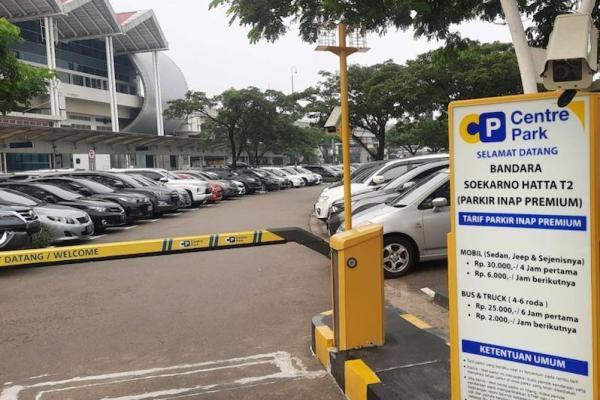 Parkir Terminal 2 Bandara Soekarno Hatta, Tangerang, Banten. Foto: Ist 