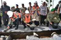 Mendes Yandri Groundbreaking Kopdes Merah Putih di Majalengka