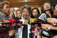 Sidang Ditunda, Ibunda Nadiem Ucapkan Terima Kasih