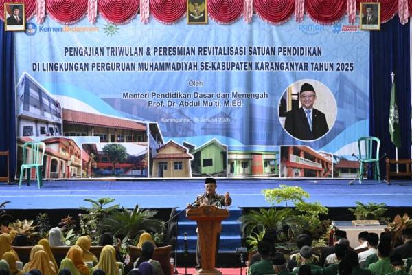 Menteri Pendidikan Dasar dan Menengah (Mendidkasmen), Abdul Muti dalam peresmian revitalisasi 10 gedung sekolah jenjang SD, SMP, SMA dan SMK yang berpusat di SMAK 1 Muhammadiyah Gondangrejo, Kabupaten Karanganyar, Jawa Tengah, Jumat (Foto: Ist/Humas Kemendikdasmen) 