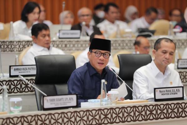 Menteri Desa dan Pembangunan Daerah Tertinggal (Mendes PDT) Yandri Susanto (Foto: Humas Kemendes PDT) 