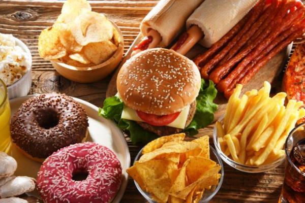 Ilustrasi - jenis makanan cepat saji (Foto: Istockphoto) 