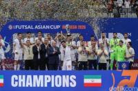 Para pemain timnas futsal Iran berselebrasi usai menjuarai Piala Asia Futsal 2026 (Foto: detik)