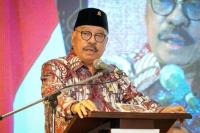 Ketua Fraksi Partai Golkar MPR RI, Melchias Markus Mekeng membuka Sarasehan Nasional Ke-VI bertema “Obligasi Daerah sebagai Salah Satu Alternatif Pembiayaan Daerah dan Instrumen Investasi Publik” di Maumere, Kabupaten Sikka, Nusa Tenggara Timur (NTT), Kamis (Foto: MPR)