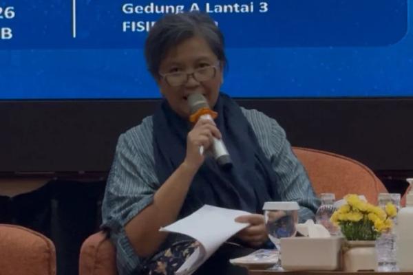 Wakil Ketua MPR RI Lestari Moerdijat saat menghadiri Bedah Buku Politik Teknokratis di FISIP Undip, Semarang (Foto: MPR) 