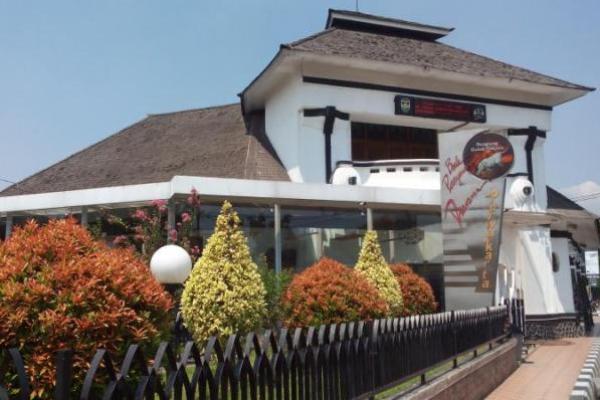 Ilustrasi - Bale Penyawangan Diorama di Purwakarta (Foto: Kompasiana) 