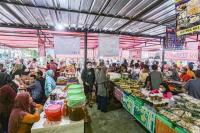 Berburu Takjil di Pasar Benhil (Info Publik)