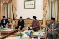 Wakil Ketua MPR RI Edhie Baskoro Yudhoyono (Ibas) melakukan silaturahmi dalam rangkaian kegiatan reses bertajuk Ramadan Religi, Menguatkan Negeri di Pondok Modern Darussalam Gontor, Ponorogo, Sabtu (Foto: Humas MPR)