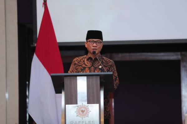 Menteri Desa dan Pembangunan Daerah Tertinggal (Mendes PDT) Yandri Susanto dalam agenda Silaturahmi dan Buka Puasa Bersama Dewan Pimpinan Pusat (DPP) Asosiasi Pemerintah Kabupaten Seluruh Indonesia (APKASI) (Foto: Humas Kemendes PDT) 