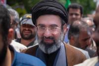 Mojtaba Khamenei, putra Ayatollah Ali Khamenei resmi menjadi pemimpin tertinggi Iran (Foto: Morteza Nikoubazl/NurPhoto via Getty Images)