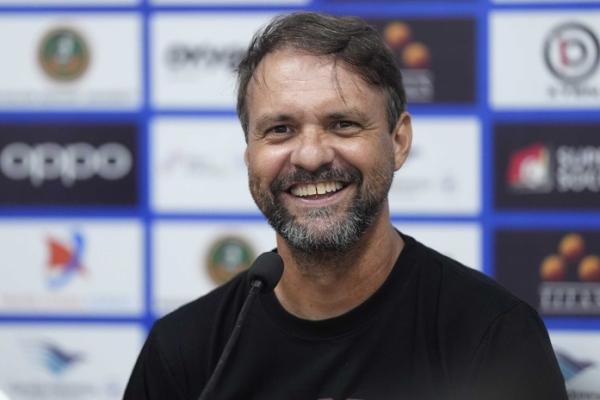 Pelatih Persija Jakarta, Mauricio Souza (Foto: Dok. Persija) 
