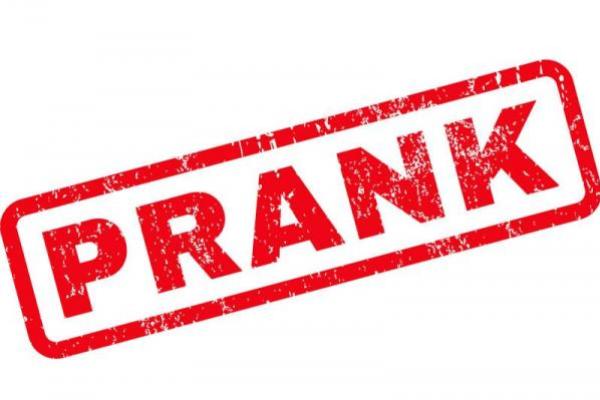 Ilustrasi - prank dalam pandangan Islam (Foto: VectorStock) 