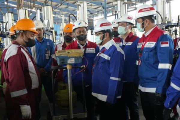 Kunjungan PT Pertamina Patra Niaga Regional JBB bersama Dirjen Migas Kementerian ESDM melakukan peninjauan penyaluran LPG (Foto: Ist) 