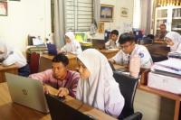 Anak Disabilitas sedang mengikuti TKA di Banten (Foto: Humas Kemendikdasmen)