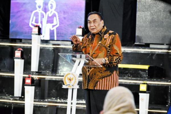 Wakil Ketua MPR RI Bambang Wuryanto atau akrab disapa Bambang Pacul dalam pembukaan LCC Empat Pilar MPR RI tahun 2026 tingkat Provinsi Jawa Tengah di MG Setos Hotel, Semarang, Jawa Tengah (Foto: Humas MPR) 