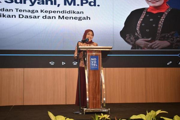 Direktur Jenderal Guru dan Tenaga Kependidikan (Dirjen GTK), Kementerian Pendidikan Dasar dan Menengah (Kemendikdasmen), Nunuk Suryani (Foto: Humas Kemendikdasmen) 