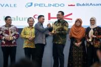 Fraksi PKB DPR meraih penghargaan KWP Award 2026 dari Koordinatoriat Wartawan Parlemen kategori Fraksi Peduli Eksistensi dan Pengembangan Pendidikan Pesantren (Foto: Ist/Jurnas.com)