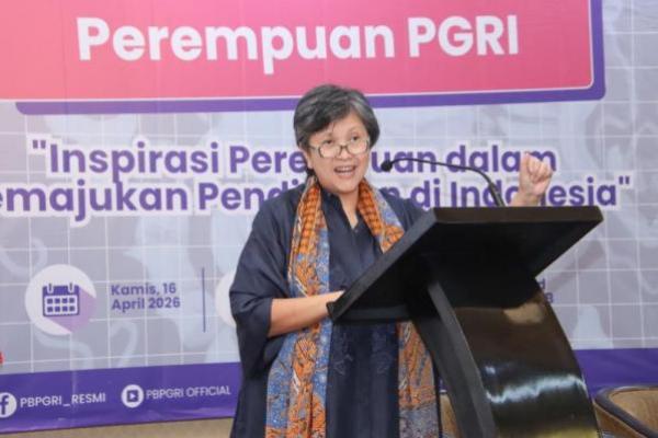 Wakil Ketua MPR RI Lestari Moerdijat dalam Seminar Nasional Perempuan Persatuan Guru Republik Indonesia (PGRI) dengan tema: Inspirasi Perempuan dalam Memajukan Pendidikan di Indonesia (Foto: MPR)  