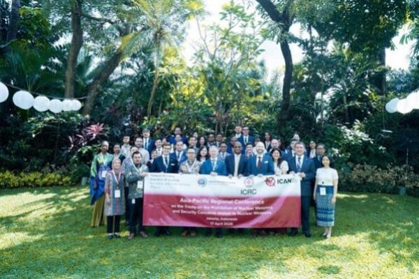 Indonesia bersama Austria, ICAN, ICRC, menggelar Asia-Pacific Regional Conference on the Treaty on the Prohibition of Nuclear Weapons (TPNW) and Security Concerns related to Nuclear Weapons (Foto: Kemlu) 
