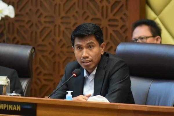 Wakil Ketua Komisi II DPR RI Bahtra Banong. Foto: fraksi gerindra 