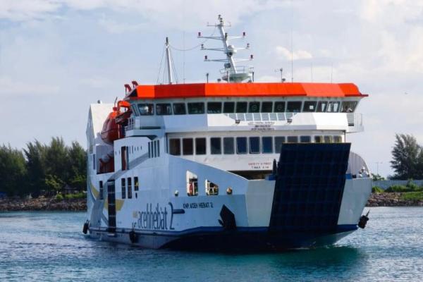 Kapal penyeberangan KMP Aceh Hebat 2 PT ASDP Indonesia Ferry. Foto: asdp/katakini 